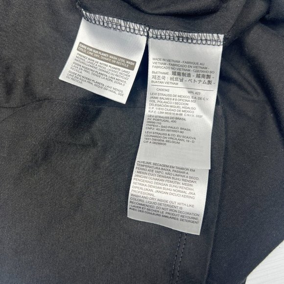 COPY - Levi's T-Shirt Mens Size Medium M V Style Logo Embroidered Short Sleeve … - Picture 6 of 6